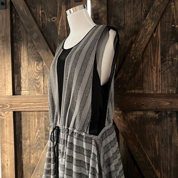 BCBGMAXAZRIA SzXS ASYMMETRICAL STRIPE SLEEVELESS A-LINE DRESS METALLIC Sz-Large - Picture 6 of 14